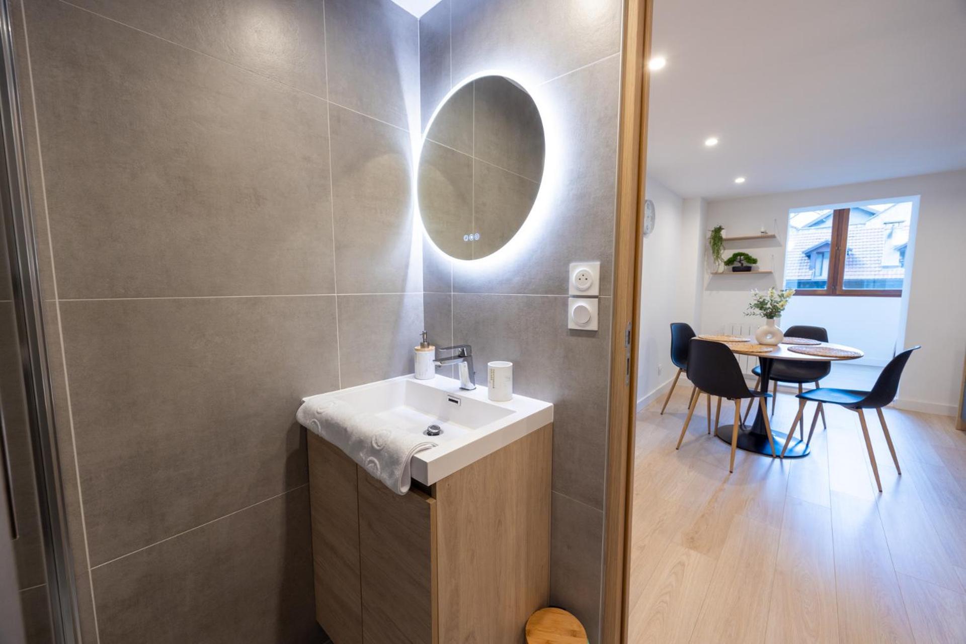 Appartement Destination Royale à Annecy Extérieur photo