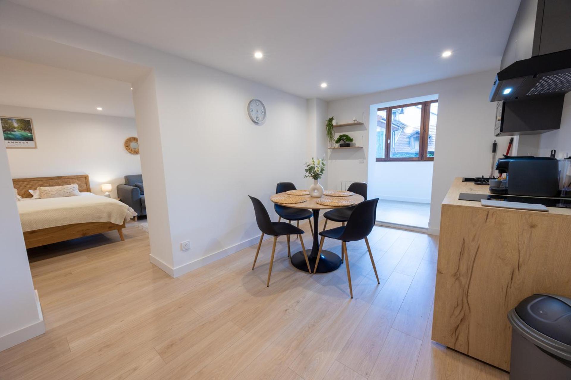 Appartement Destination Royale à Annecy Extérieur photo